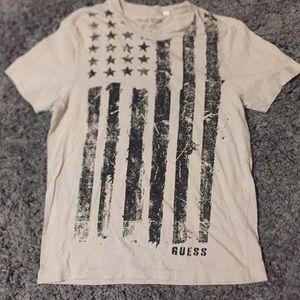 Guess t-shirt